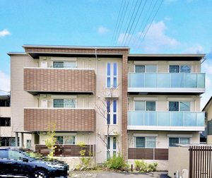 シャーメゾン輝 0105号-1