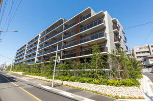 グランドメゾン汐路　０１１０号室