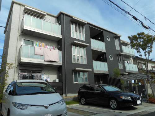 シャーメゾン中根