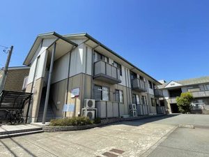 Ｃｏｎｆａｒ　Ｇｕｃｃｉ