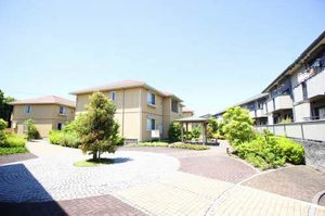 パークサイド浅井山 E102号-1