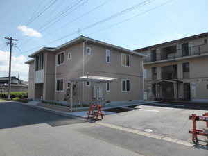 ヴィラージュ金山