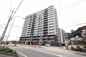 プレイズ津駅西