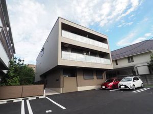 シャーメゾン八事石坂