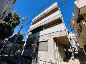 プレミアス稲川