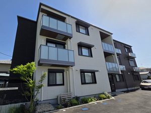 ＧＲＡＣＥ　ＦＯＲＥＮＡ．（グレースフォレナ） 0302号-1