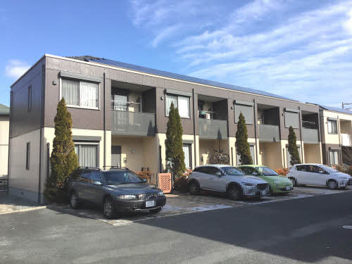 ファミーユスズキ