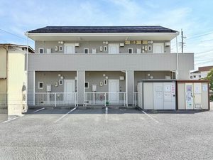 レーベン美里 C101号-1