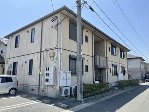 パインクレスト A201号-1