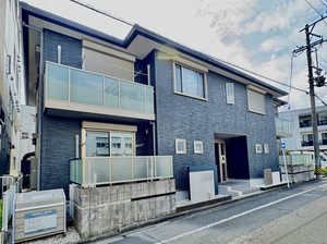 エクラージュ鷹匠