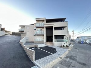 シャーメゾン東岡崎