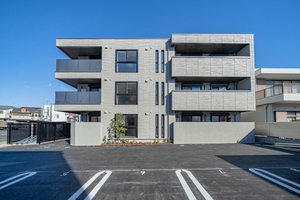 シャーメゾン日進通