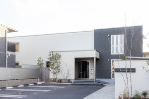 メゾン　ド　エクラージュ