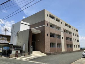 ヒルズ桜坂 202号-1