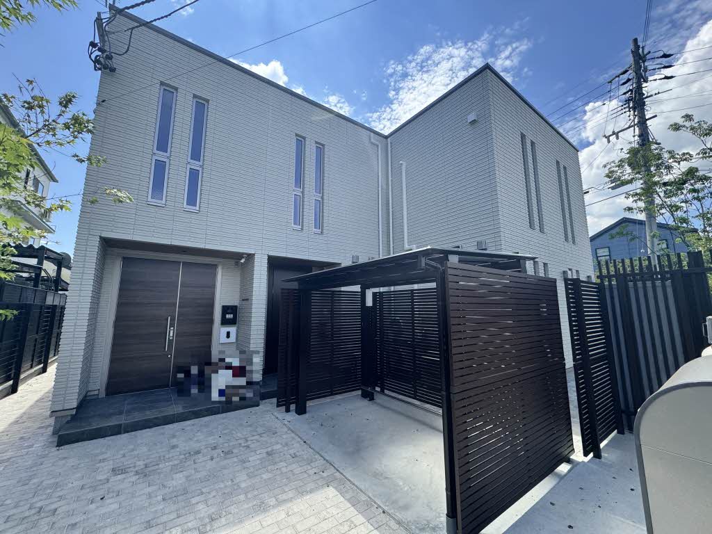 Ｇｒａｎｄｅｕｒ２４小屋北