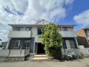 シャーメゾン洪