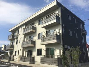 シャーメゾン東明ガーデンＡ