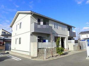 シャーメゾン東明ガーデンＢ