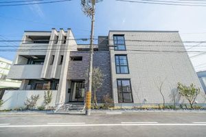 シャーメゾンステージ平安通