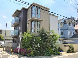 マ・メゾン・リーベン本山