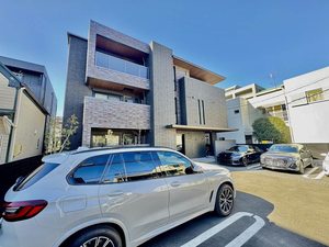 シャーメゾンステージ東鷹匠