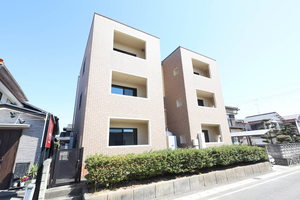 オアシス津 0202号-1