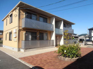 クローバーヴィレッジ