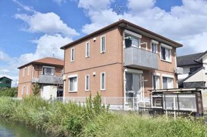 シャーメゾン小赤見 A101号-1