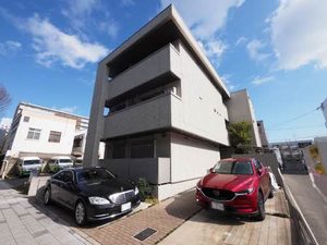 Ａｍｉ　Ｃｏｕｒｔ　Ｈｏｒｉｔａ