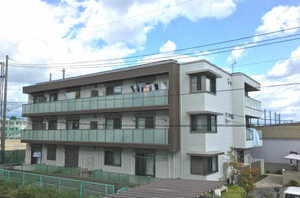 プリュネ向山 0102号-1