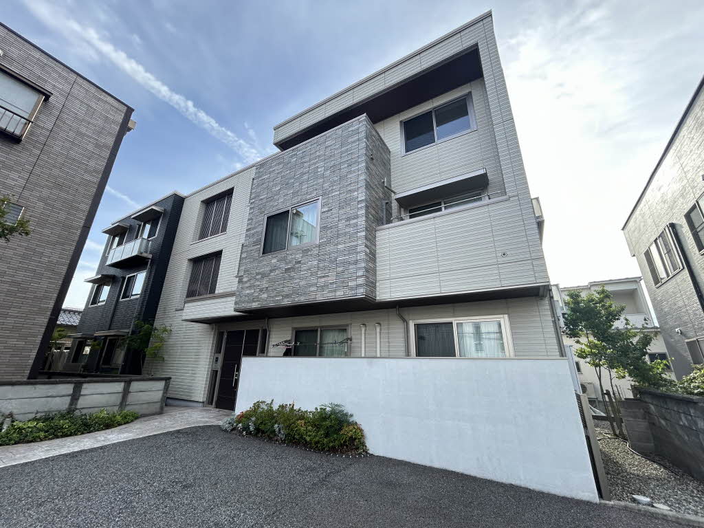 サンタプレイスＭ