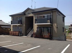 フォーレスこみど B102号-1