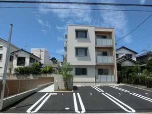 シャーメゾン小針