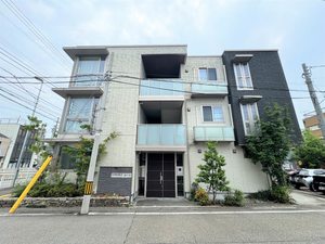 コルネス堀川小泉 0301号-1