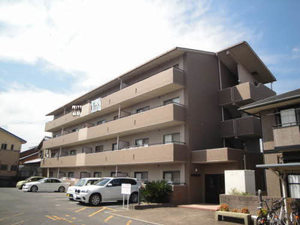 エバーグレース西富田