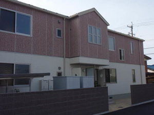 グランドアース