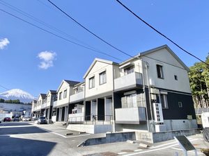 グリーンタウン砂金