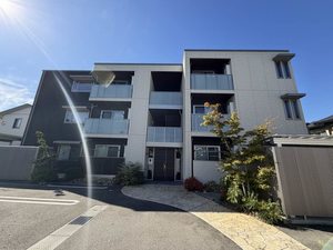 クレスティーク