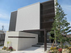 Ｎｅｕｎ　Ｇｌａｎｚ