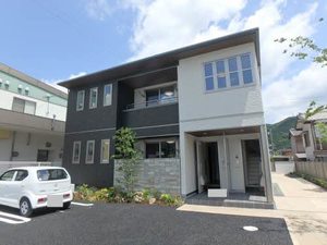 ＦＥＡＴＨＥＲ・ＳＱＵＡＲＥ　ＮＯＲＴＨ 0203号-1