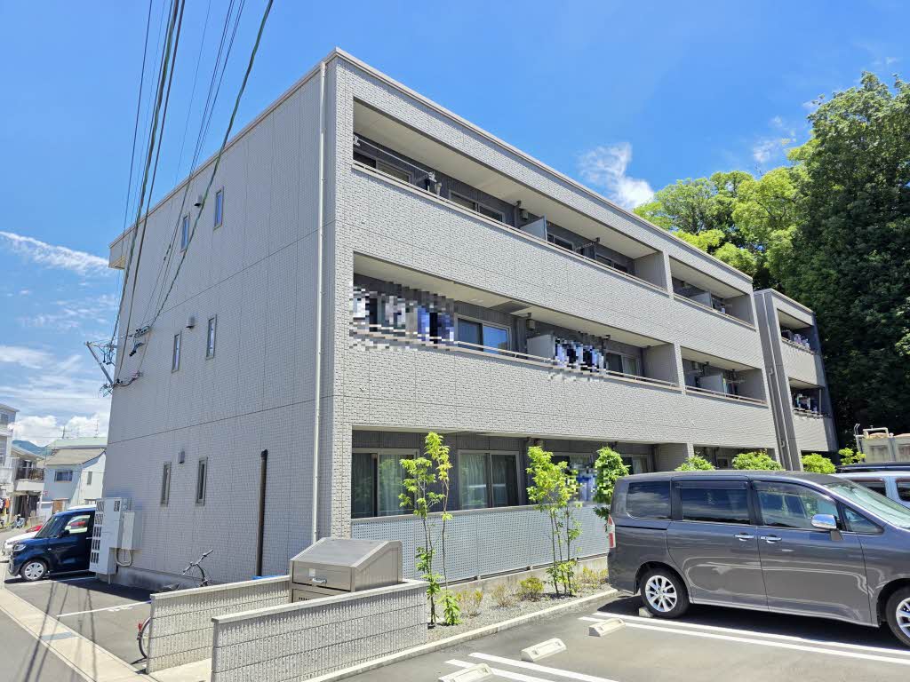 メゾン・ド・リッツ弐番館 B302号-12