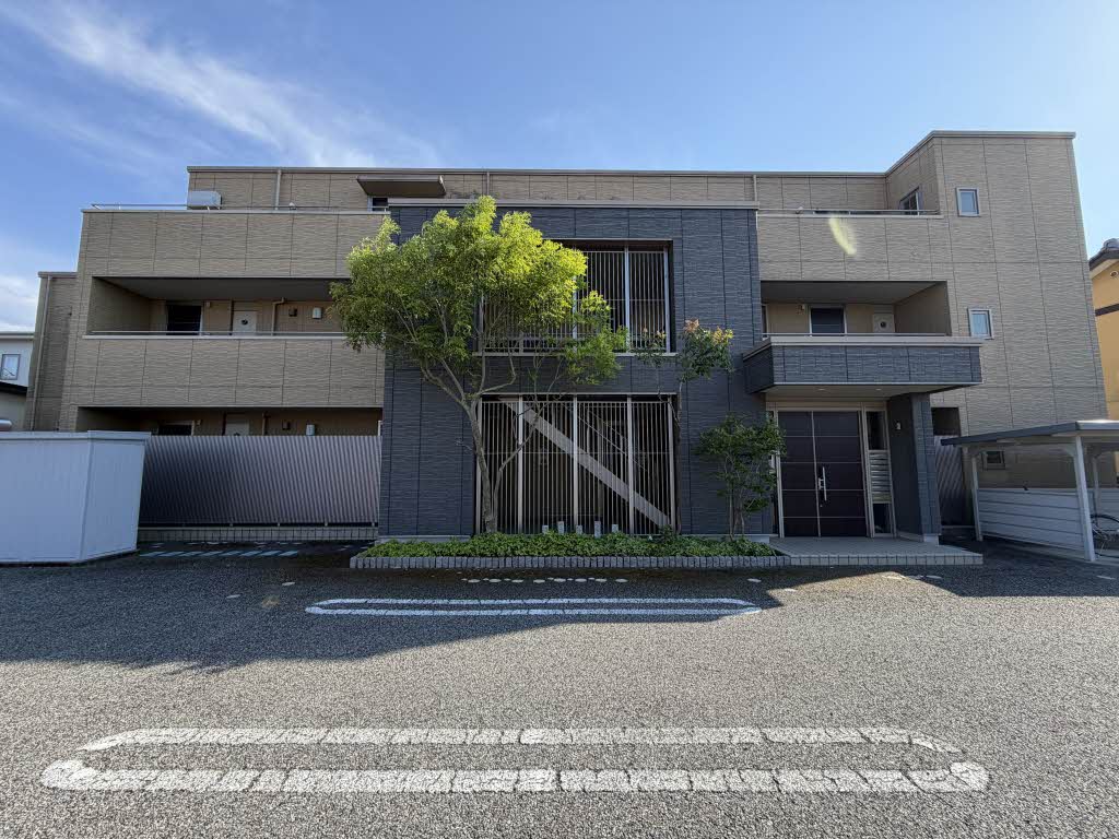 コンフィリーヌ