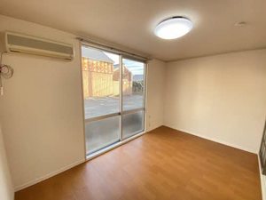 メゾンシャルマン A102号-3