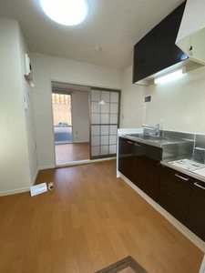 メゾンシャルマン A102号-4