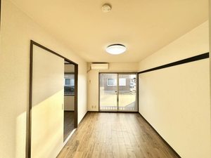 エステート今川 C102号-4