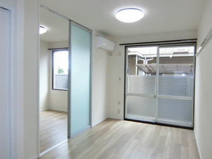 パインヒルズ B102号-2