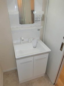 パインヒルズ B102号-6