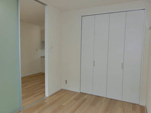 パインヒルズ B102号-9