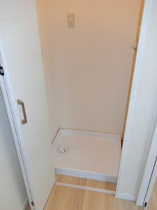 パインヒルズ B102号-12