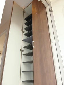 パインヒルズ B102号-13